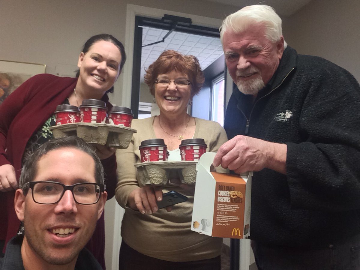 JACK1021MH's tweet photo. The ladies at the @CFSEA were the McCafe Monday winner. Coffee and treats from Dunmore Rd McDonalds. #medhat #yxh https://t.co/HFNpqQhepu