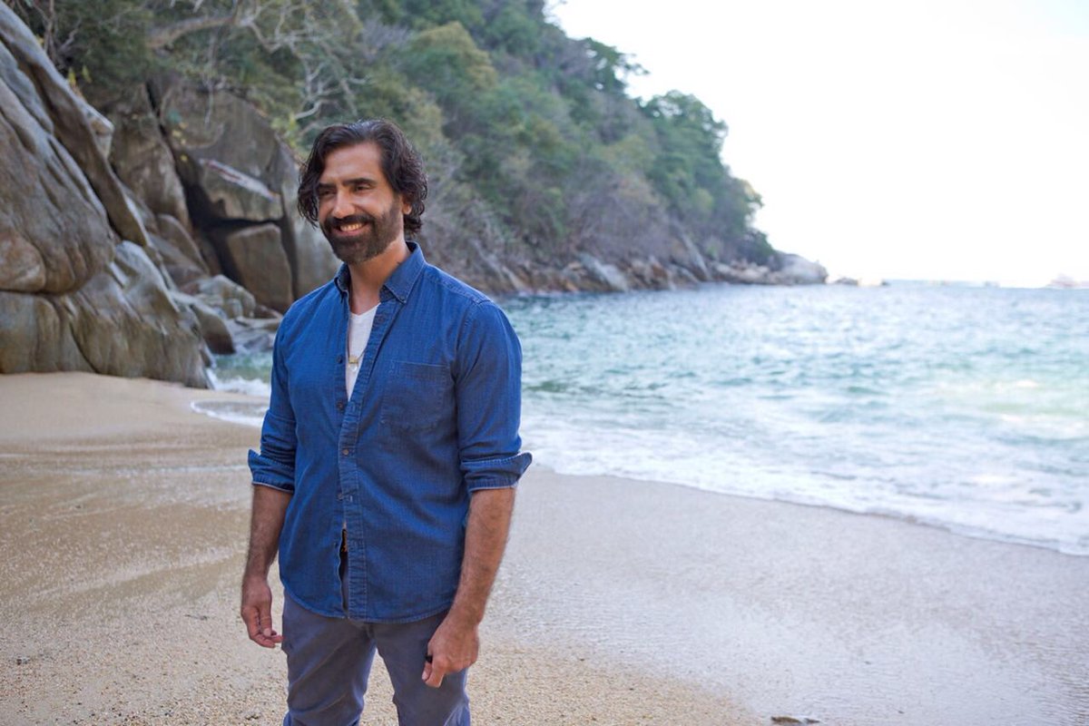 alexoficial's tweet photo. El video de #SéQueTeDuele fue filmado en las hermosas playas de #PuertoVallarta ¡Siempre orgulloso de mis tierras!#RompiendoFronteras #3feb https://t.co/69KAkj6OEq