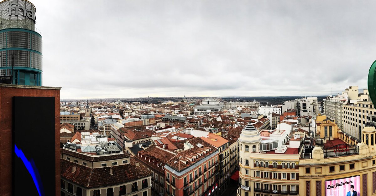 madridatuestilo's tweet image. Vista de Madrid desde un lugar exclusivo ¿sabéis cuál? #Madrid #skyline #fotografia 📸 @javier_arroyo