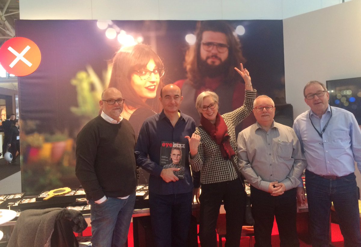 PR_Hoeckmann's tweet photo. RT xaviergarciaBCN: Powerful team in Hall4-C505 : #XavierGarciaBarcelona &amp; BrillenMagazin #opti2017 👏👏👏 https://t.co/lfeTOmLFi0