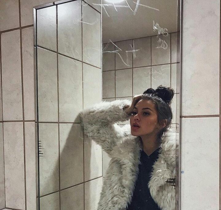 thamiaxdvny's tweet photo. Hi https://t.co/IGSz7gJfSG