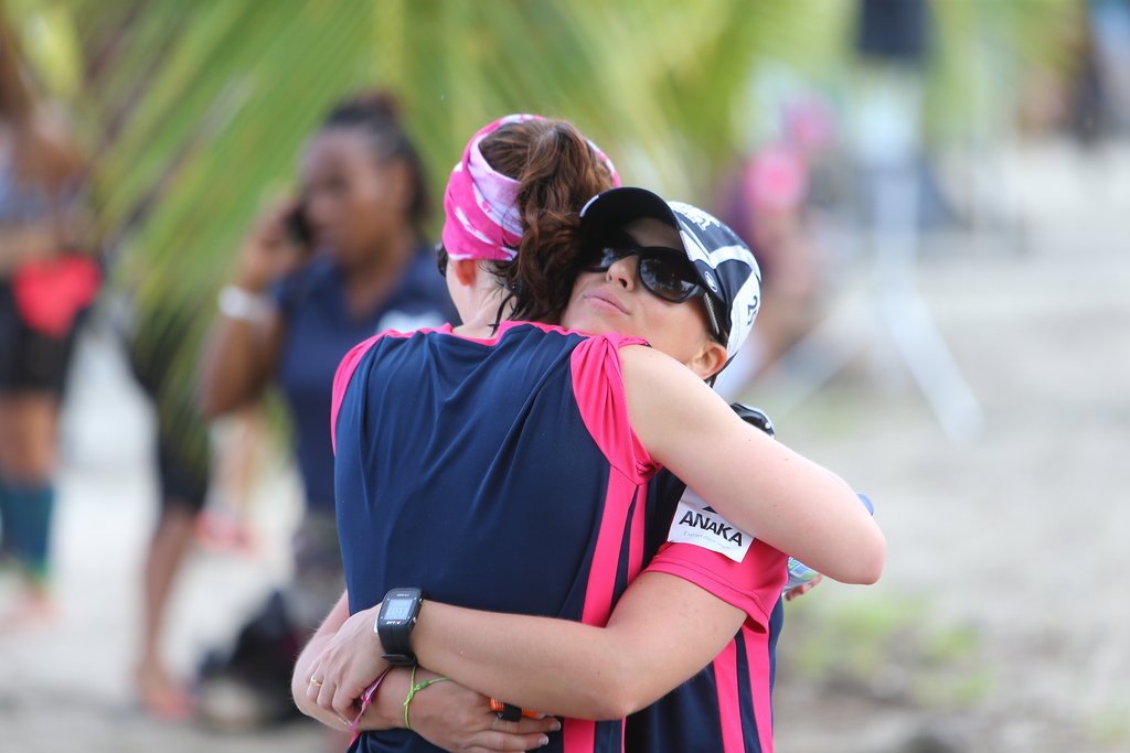 AgenceAnaka's tweet photo. [Anaka soutient l'association Afdas-TCA]
Bravo aux Valkyries, trois cousines qui ont terminé 23ème sur 60 au Raid des Alizés en Martinique ! https://t.co/woSqGTFcVw