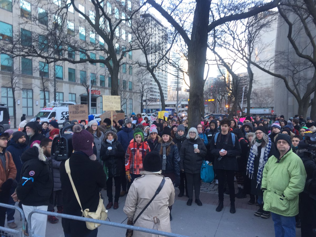 TorontoStar's tweet photo. Trump #NoMuslimBanTO protest closes U.S. consulate in Toronto https://t.co/SwZ4EeXmMc https://t.co/Gdk7SAuMzf