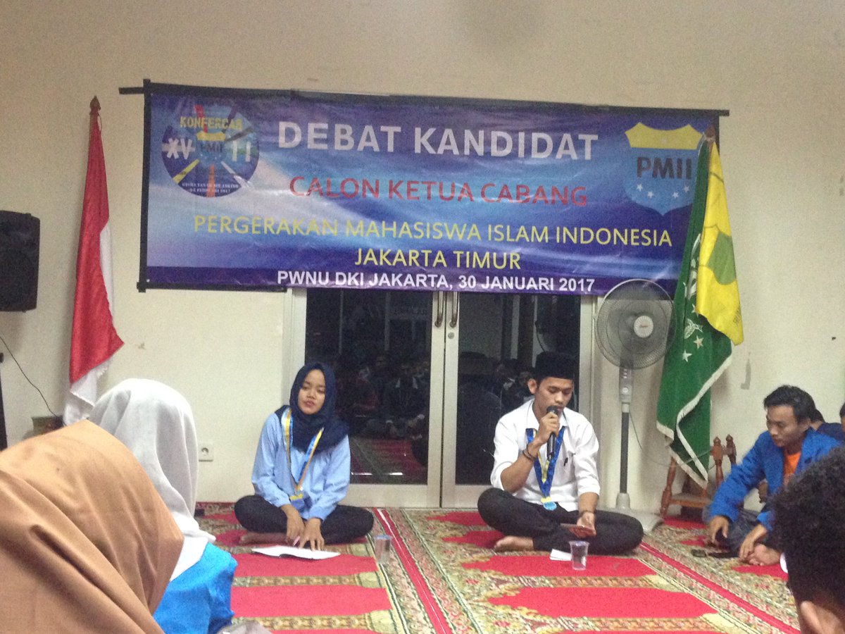 Ikapmii_uia's tweet photo. Debat Kandidat Calon Ketua Cabang PMII Jakarta Timur Jadilah Pemilih Cerdas Yg tau Siapa yg pantas dan layak @pmii_uia https://t.co/QylWiSiUdV