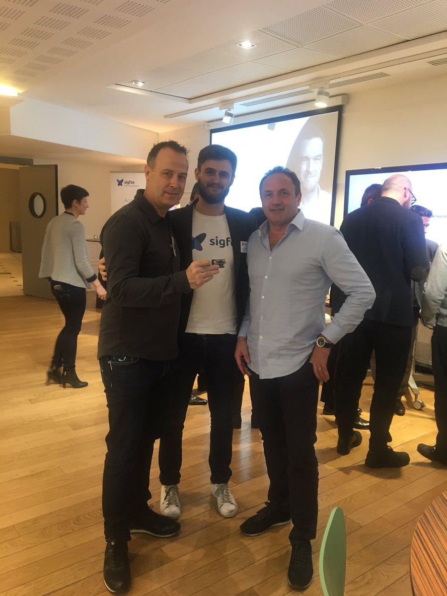 SGWirelessIoT's tweet image. @kernelKing @Anth0_ and @fdh2020 @Sigfox operator days get-together discussing evolution of #IoT #SiPy #GOINVENT