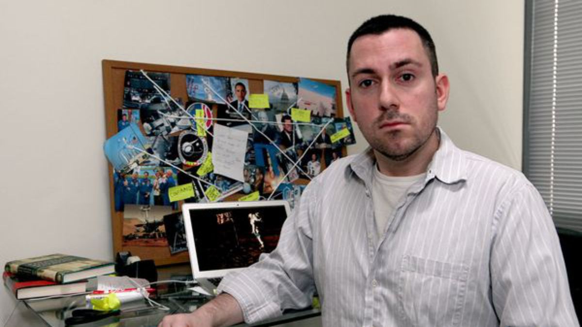 TheOnion's tweet photo. Slow-Witted Conspiracy Theorist Convinced Government Behind NASA https://t.co/CjJ0KPfzs2 https://t.co/G6AOwcCmzO