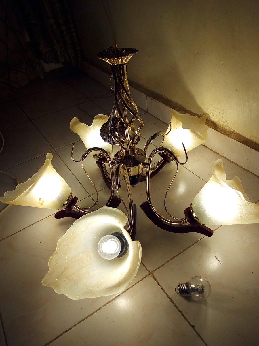 O_Ulightings's tweet photo. The #Chandeliers are finally here.The best prices.Going for 6K.Delivering within Nairobi#OpeningSale 
NB:Limited pieces  #DM for more info https://t.co/ifoZfkeGN2