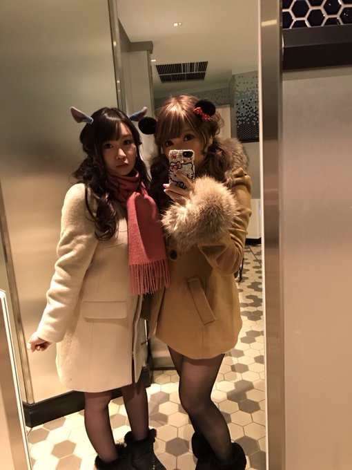久々のディズニーランド 楽しかったけど夜は極寒😂🍃  でもガラガラでいっぱい乗り物 乗れたし楽しかったし満足♡♡♡  芹野ありがとう💓 https://t.co/QT2x3IgbaA<a href="/tag/gproject"class="tags"><span>#gproject</span></a><a href="/tag/100%E5%86%86%E3%82%B3%E3%83%B3%E3%83%89%E3%83%BC%E3%83%A0"class="tags"><span>#100円コンドーム</span></a>
