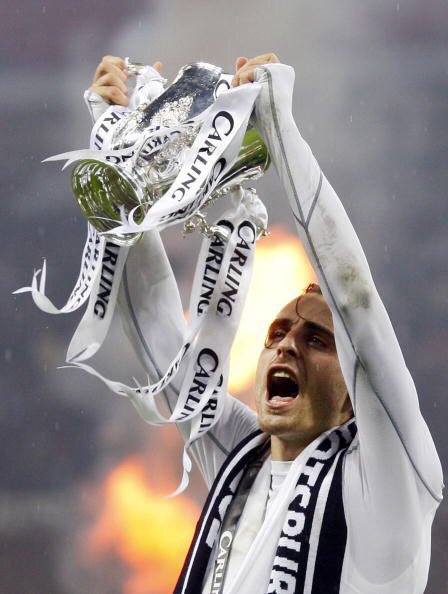 Happy birthday, Dimitar Berbatov Berbatov won the League cup at with in 2008   
