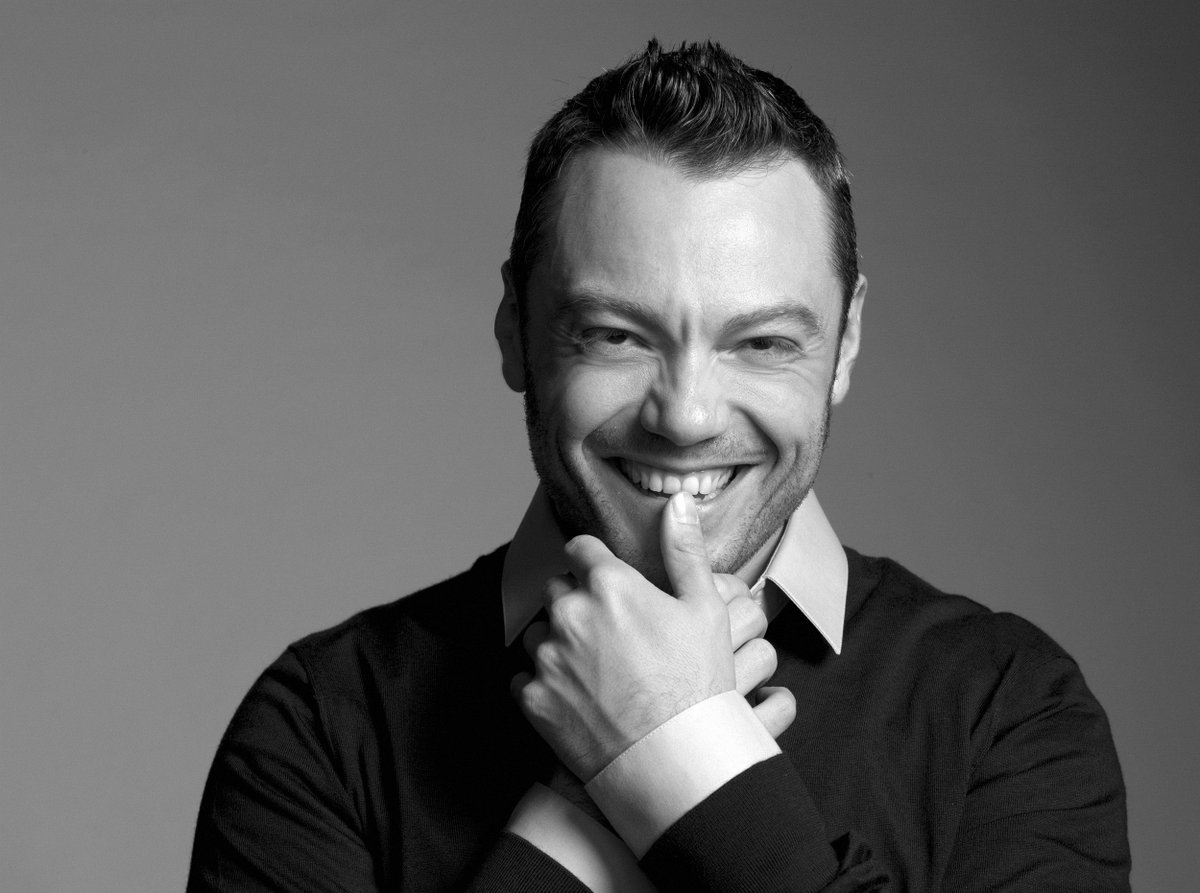 TizianoFerro's tweet photo. A Sanremo #IlConforto ft. @CarmenConsoli, #PotremmoRitornare e una grande sorpresa. A San Siro una terza data, quella del 19 giugno! https://t.co/3sX0g78ngn
