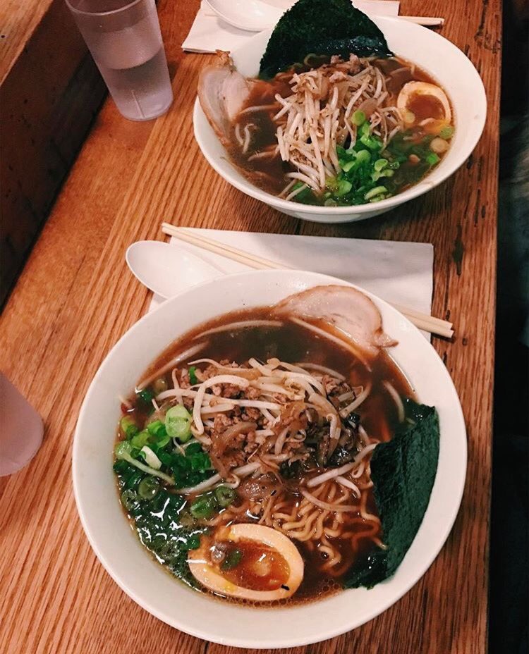 Lunch will be upon us before you know it! Do you know what your ramen plans are? 📸 @iwillrunforfood