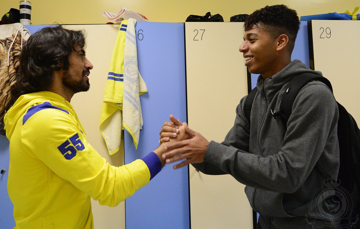AlNassrFC's tweet photo. يتواجد في مقر نادي #النصر الكابتن حسين عبدالغني
حيث سيبدأ تدريباته مع الفريق مساء اليوم .
#NFC https://t.co/0Fs87tWSri