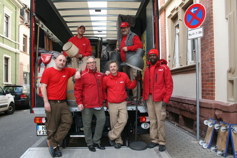 transaktuell's tweet photo. Flüchtlinge im Arbeitsmarkt: Chancen für beide Seiten https://t.co/n7CyLGj1JC https://t.co/rKUeyazSPQ