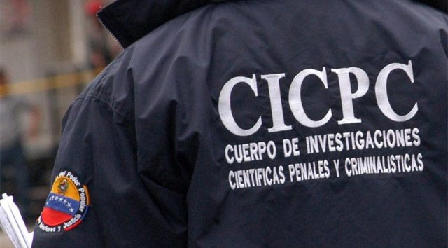 Asesinan a familia de un comisario del Cicpc en Catia  bit.ly/2kjsLKj