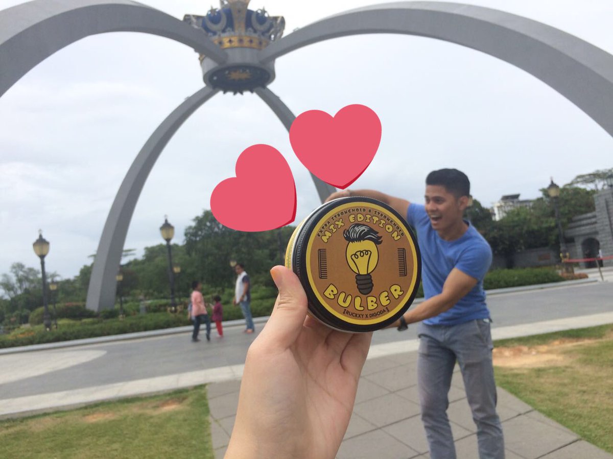 RadiZainal's tweet photo. From JB with love thanks buyer from JB support Bulberpomade #Bulberpomade #pomademurah #2dalam1 #mixedition #pomademurah https://t.co/jvyVDMjD3p
