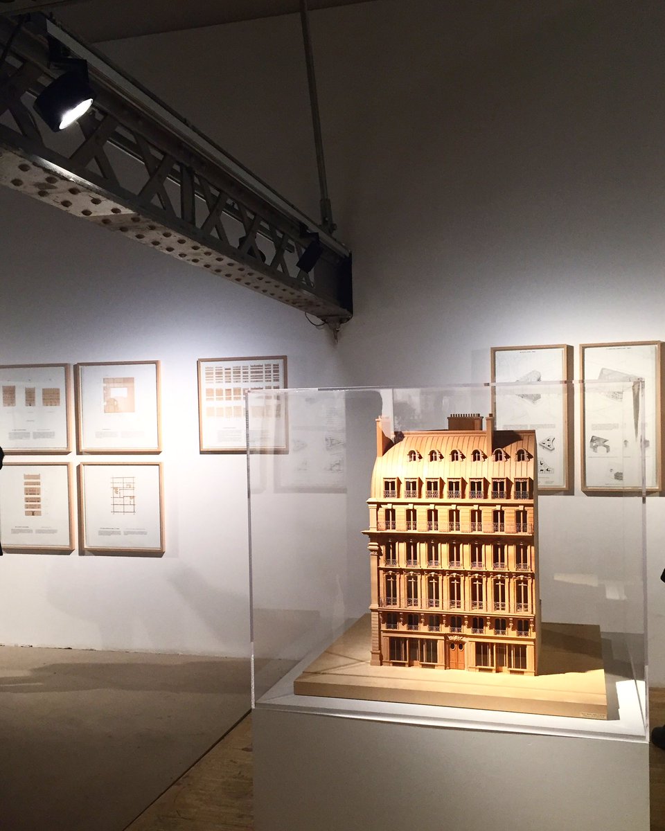 ERCOLumieresFR's tweet photo. #vernissage #pavillondelarsenal #parishaussmann #erco #optec #parscan #paris https://t.co/ekCcYLF4dR