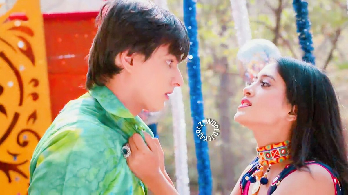 samiee_ps's tweet photo. Cute fights and romance of kaira 🙈❤
@momo_mohsin @shivangijoshi10
@momo_mohsin @shivangijoshi10
@momo_mohsin @shivangijoshi10 https://t.co/TaPGyzHadG