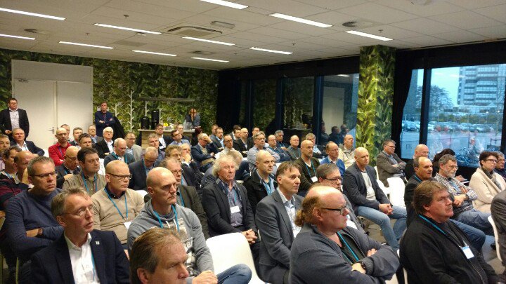 Common_NL's tweet photo. IBM i leeft in NL. Grote opkomst in Amsterdam #commonnl #ibmi #knvi https://t.co/EmXk9P3NLT