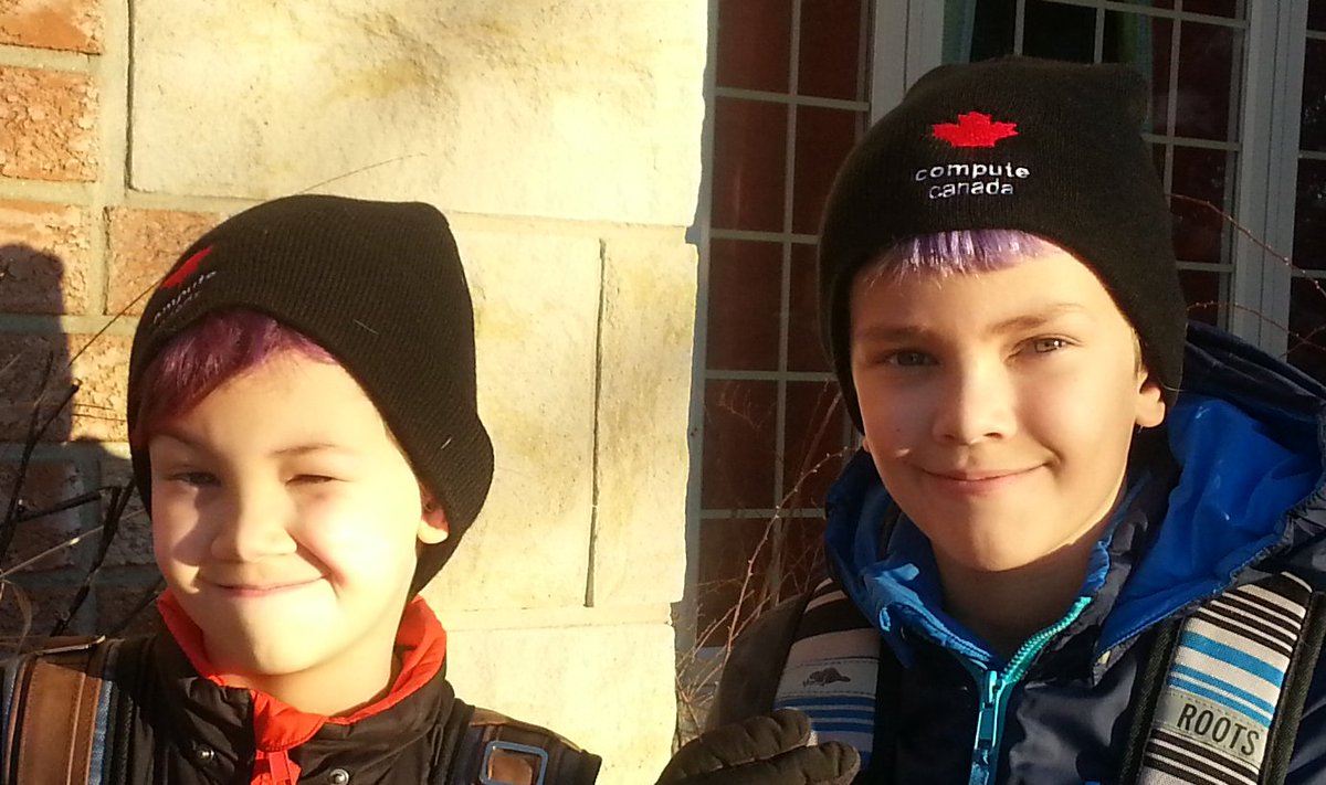 John_M's tweet photo. we do everything in parallel #twins  #tuques4compute #ARC #canpoli @ComputeCanada @sharcnet @ComputeOntario https://t.co/EJafOGIipi