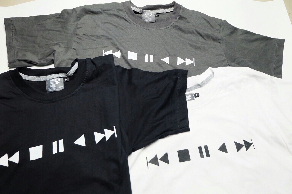 bemistore's tweet photo. @WayChicken [plsRT] เสื้อยืดค่า
s m l : 200 บาท
xl xxl : 240 บาท #2store 💕 https://t.co/1WaXsGt1mq