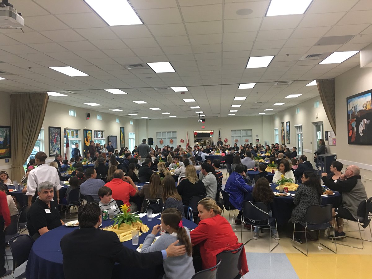 palmertrinity's tweet photo. An exciting day on Sunday as PTS welcomed our Early Decision students and their families! #ptsfalcons https://t.co/gRZ2TO03eM