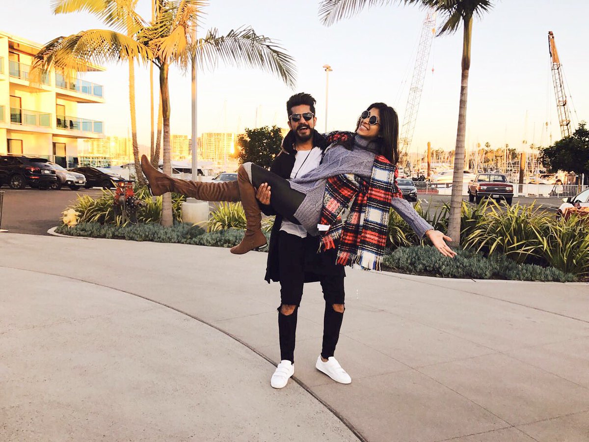 KishwerM's tweet photo. happiness ❤ #VisitCalifornia #dreambig #iloveMDR https://t.co/1BTJoXF7IC