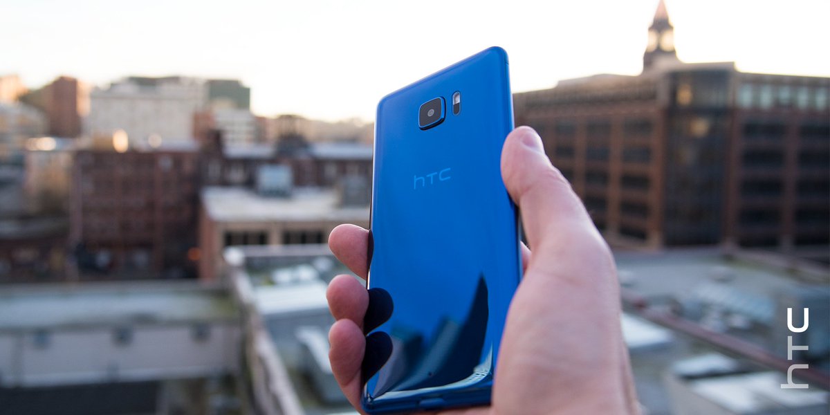 htc tweet picture