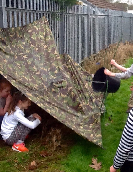PFPSMissB's tweet photo. Will Year 3's shelters survive the test?! #bucketofwater @PFPSMrsWhit @PFPSHead @schoolofmil https://t.co/LcaEajjCyw