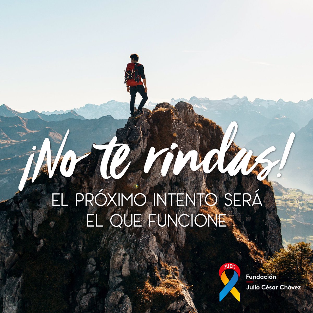 FJulioCesarCh's tweet photo. Nunca te rindas! Tú eres capaz de lograr tus metas! Si yo pude, tú también puedes! - JCC 💪🏻 #Dona #Infórmate #Comparte #UnGanchoALaAdicción https://t.co/punBdgg1JT