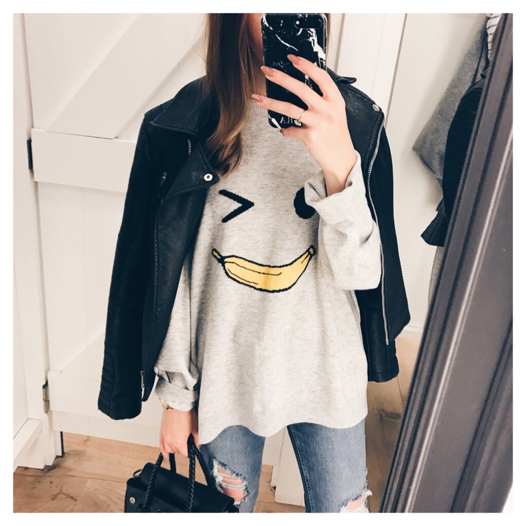 Laura_c198's tweet photo. Happy Monday 💛 shop the jumper here - https://t.co/ou9MhGQ4XN @RiverIslandPR @riverisland #ootd #lotd #stylediaries https://t.co/ImbfSjzgqu
