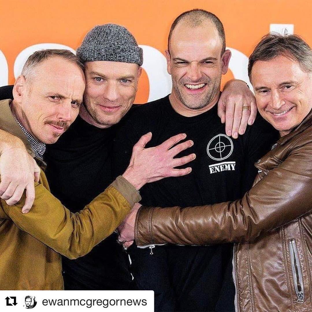 kobmakeup's tweet photo. #T2trainspotting #grooming #RobertCarlyle #makeupartist https://t.co/AjIylNHLE1