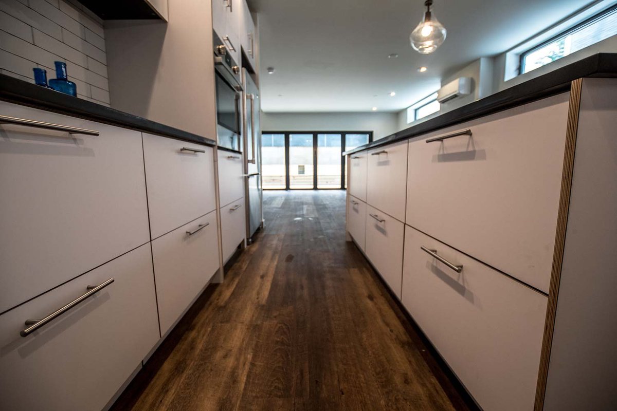 postgreenhomes's tweet photo. Right before we handed over the keys at #Duplexcellence 2.2. #postgreenhomes #kitchen #lotsofdifferent #southkenzo https://t.co/aUhsVMy4iz