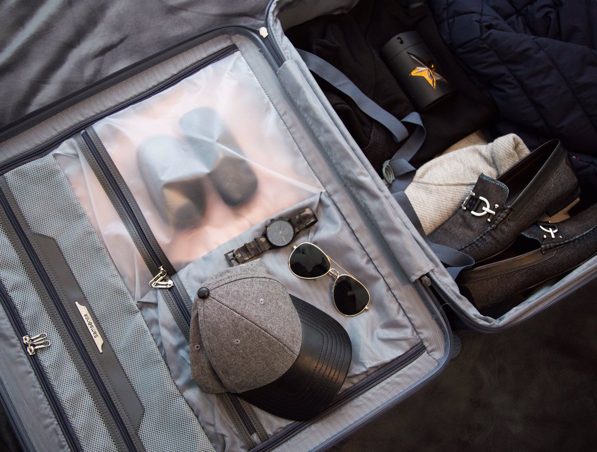 samsonite stryde carry on