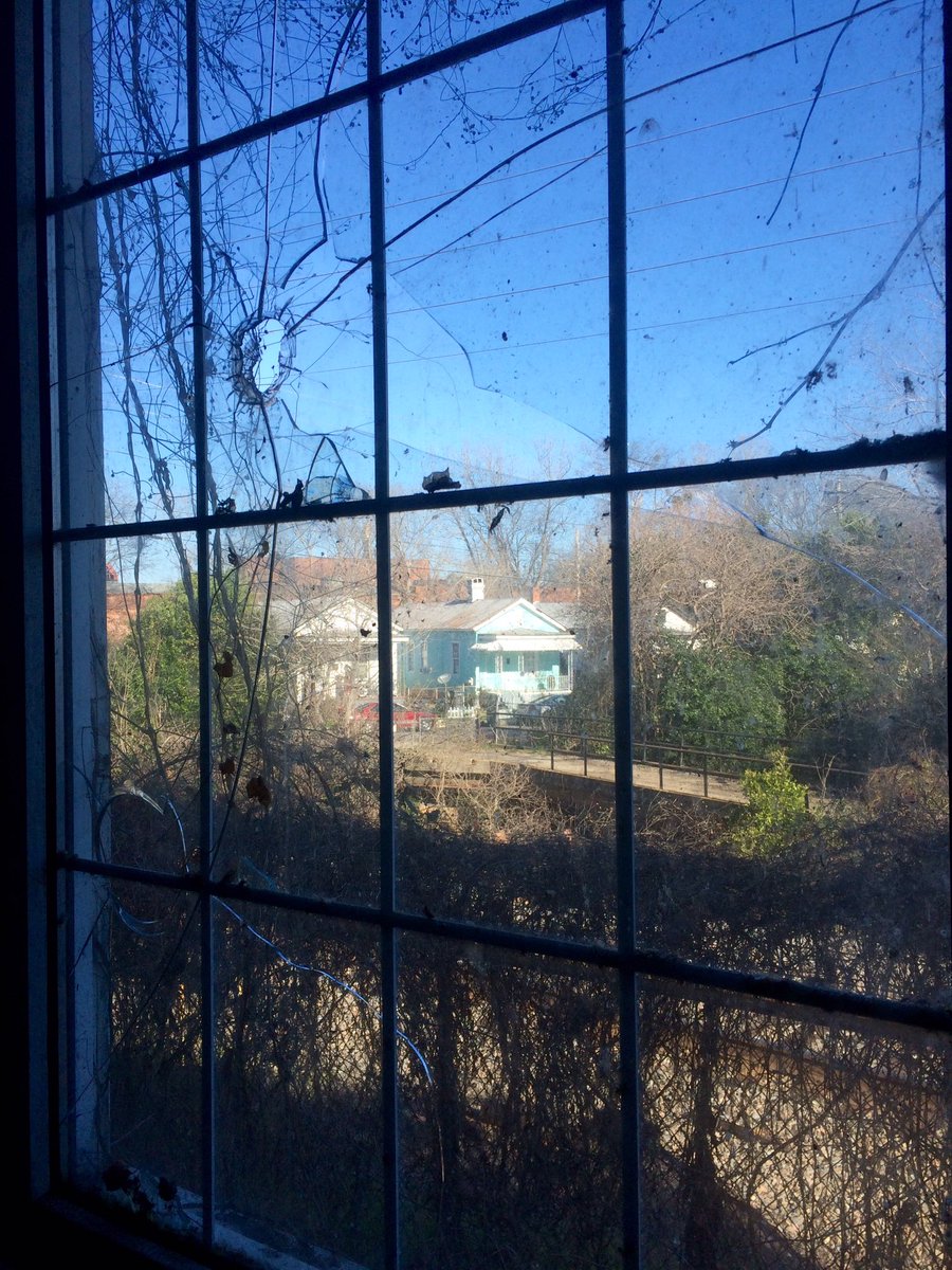 AugustaCanalNHA's tweet photo. Explored #KingMill this morning. Hope these walls brighten your day like ours. #AugustaCanal #historynerds #behindthescenes #loveaugusta โ๏ธ https://t.co/tB0DAzn6iw