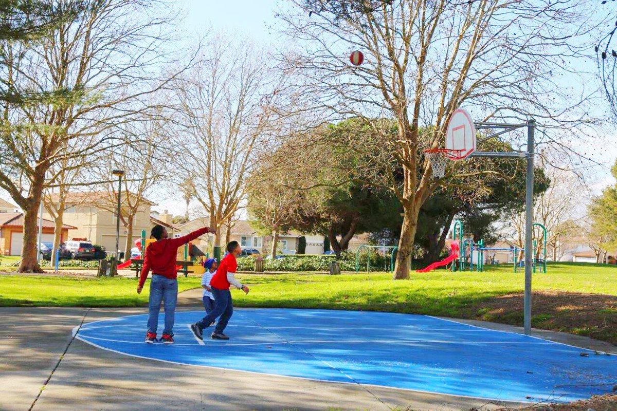 GVRD's tweet photo. Hoop dreams! Henry Ranch Park receiving a much needed rehab so kids can practice to become the next @StephenCurry30 #measurek #mygvrd https://t.co/kr9c1QuDQp