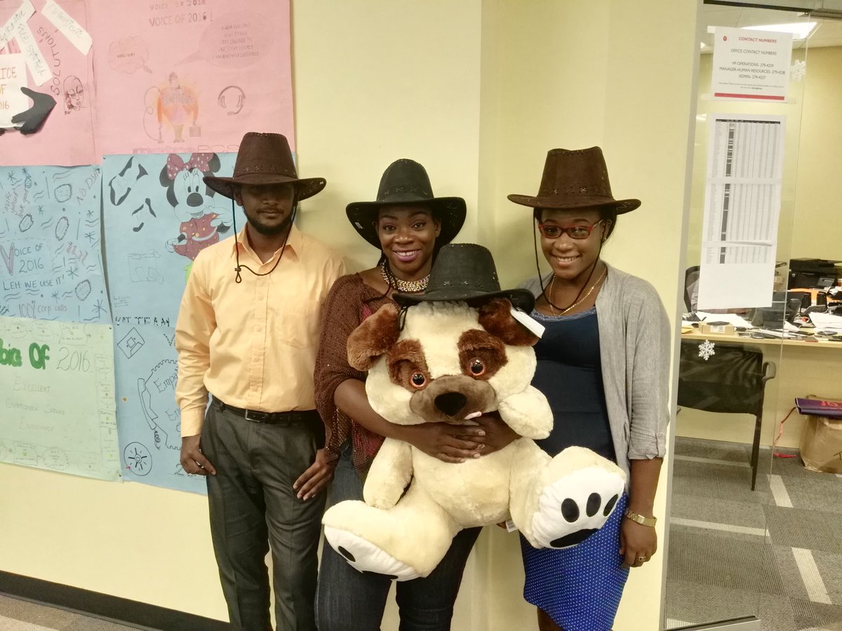 TrinidadMetro's tweet photo. St.Bernard wants a loving home. Some of our qualifiers competing for his love by VOICE #MetroTrini @Greg_MPCS @Norris_MPCS @BernardStLOUIS3 https://t.co/r4UOAeXoEt
