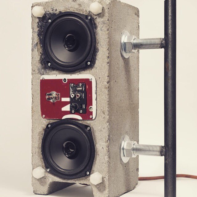 dubstuy's tweet image. Cinderblock sound 👍🏼 From Tom Sachs&apos; &quot;Boombox Retrospective.&quot; #soundsystemdesign