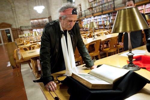 LDNLibraries's tweet photo. #didyouknow Keith Richards wanted to be a librarian? "The public #library is a great equaliser” he said. https://t.co/NNClBvZCRJ https://t.co/Za3Xxe6ayb