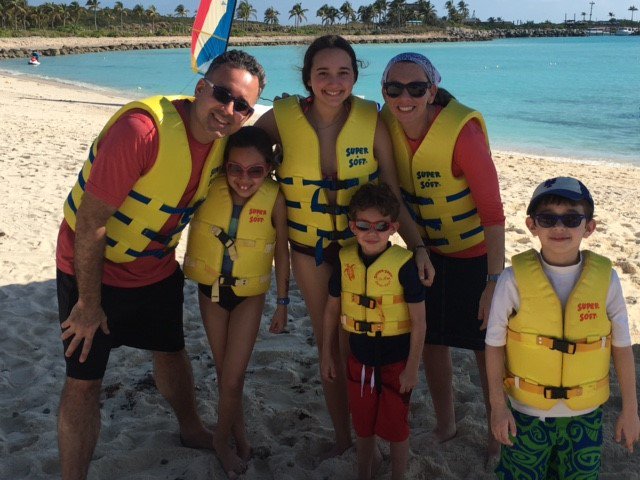 allerdad's tweet photo. What an amazing #Disneycruise! Here's why it was so magical! https://t.co/W7gfATVuUu

#allerdad #foodallergy #DisneyMagicMoments https://t.co/hTeDiIRdMH