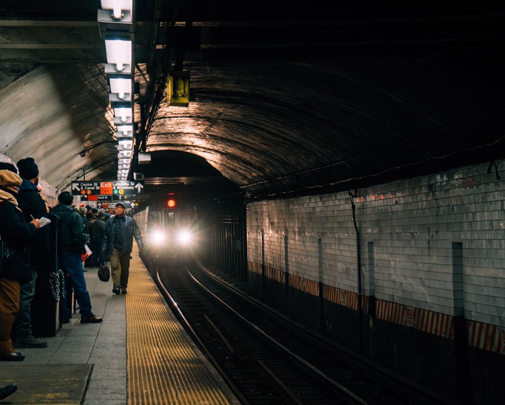 imxplorer's tweet photo. Underground life 
#imxplorer #newyork #nyexp #seeyourcity #manhattan #newyorkcity #trdny #curbed
https://t.co/swlcwHtlRx https://t.co/qPtQCRG0Tf