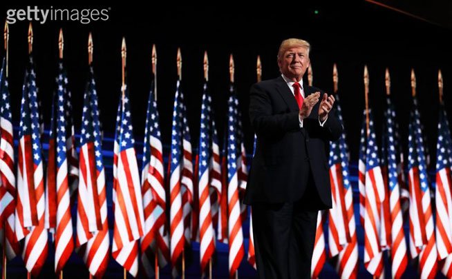 cannabist's tweet photo. National DA group mobilizes to advise #DonaldTrump on marijuana policy: https://t.co/Y0xeKp6Ag9 #AllThingsWeed https://t.co/UQtJwfytc5