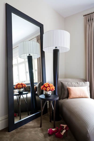 Areas for reflection #interiors #mirror #chaiselongue #interiordesign #fionabarrattinteriors #design #designer #decor #homedecor #home