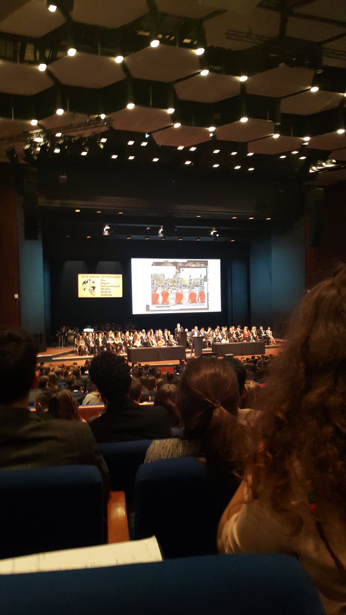 imRKakkad's tweet photo. Day 1 at THIMUN, what a day it was.
Meeting new people resulting to new friends. 
#ISTmun17 https://t.co/yzJU9oS3Ql