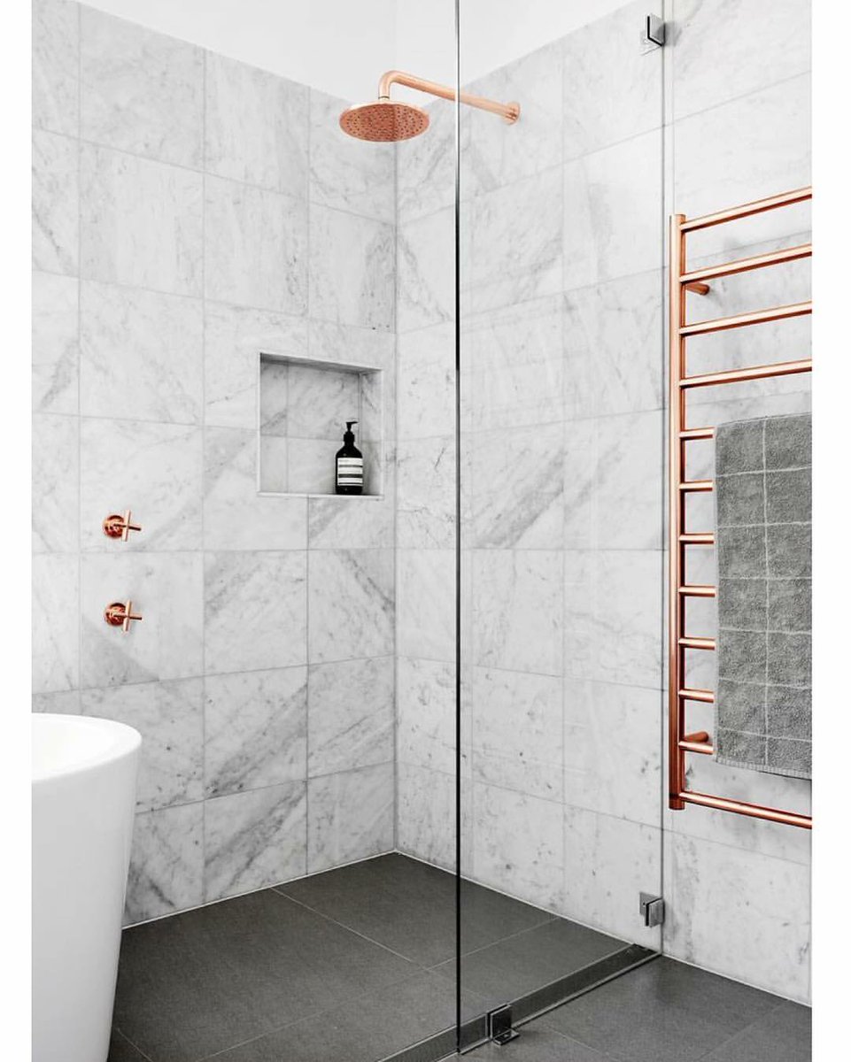 realtor_amanda's tweet photo. #marble and #copper is perfection ❤️ #bathroomdesign #marbleobsession #interiordesign #realtor #realestate #designstar https://t.co/ojZlk5ykWT