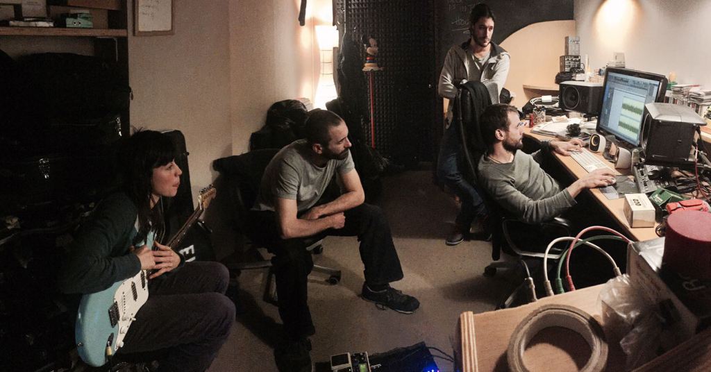 planetatilde's tweet photo. Grabando Nuevo Disco https://t.co/UXQ0J3CFsV https://t.co/cUaxilIsQp