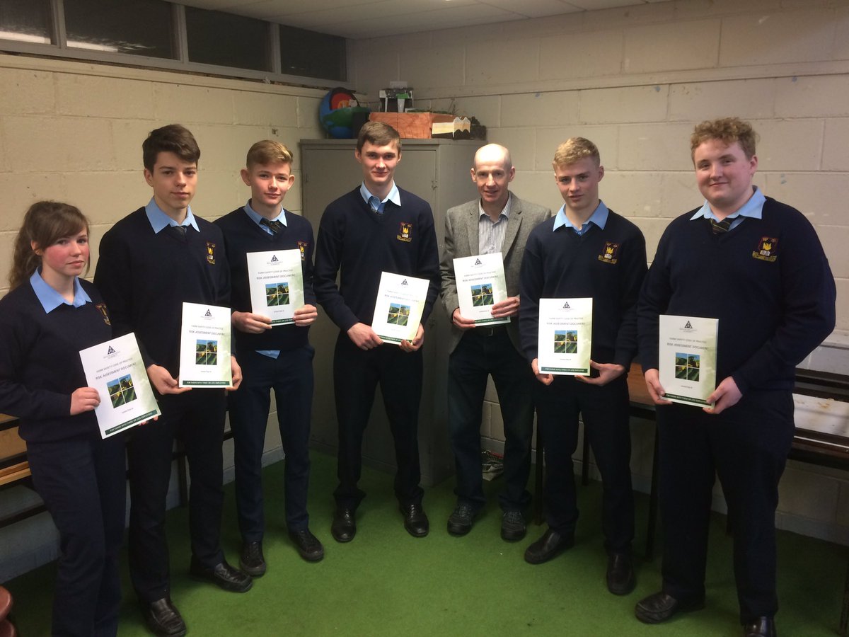 Tullamore College TY tweet media