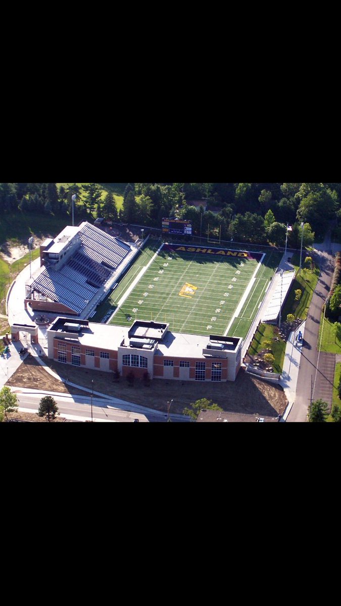 TheLegendDirtyG's tweet photo. Excited to announce I have committed to play football at Ashland university @Coach__House #EagleNation https://t.co/CmbQZGxPlf