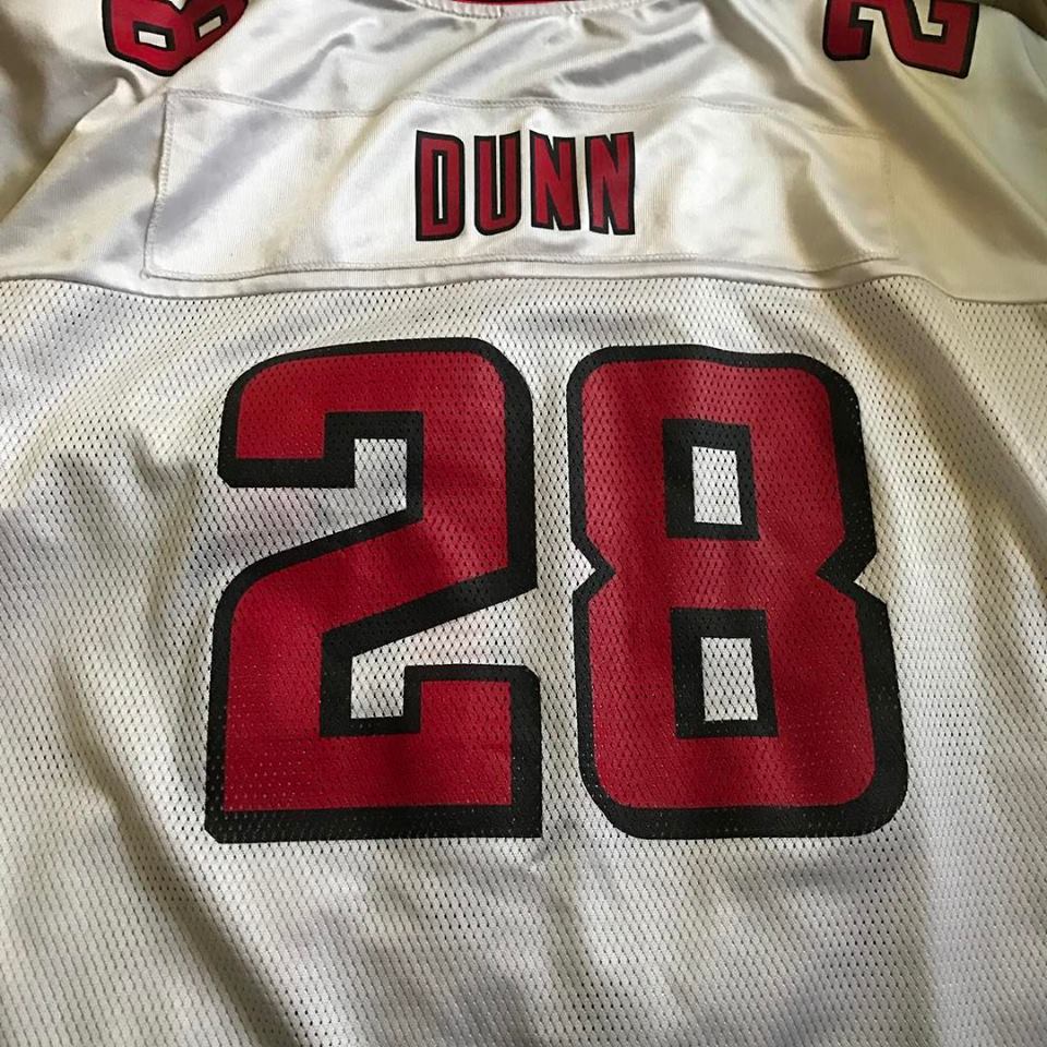 DeejayMthree's tweet photo. #RiseUp #atlantafalcons #SuperBowl #throwback #warrickdunn #powpow #mthreeatl #AtlHo https://t.co/ubQemwX7jS
