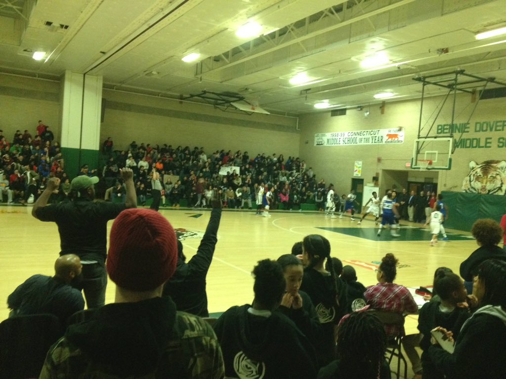 PatrickL_CC's tweet photo. BDJMS vs ISAAC Middle School Basketball Game! @CCCommPrtnrshps https://t.co/sl2kcjdhYw