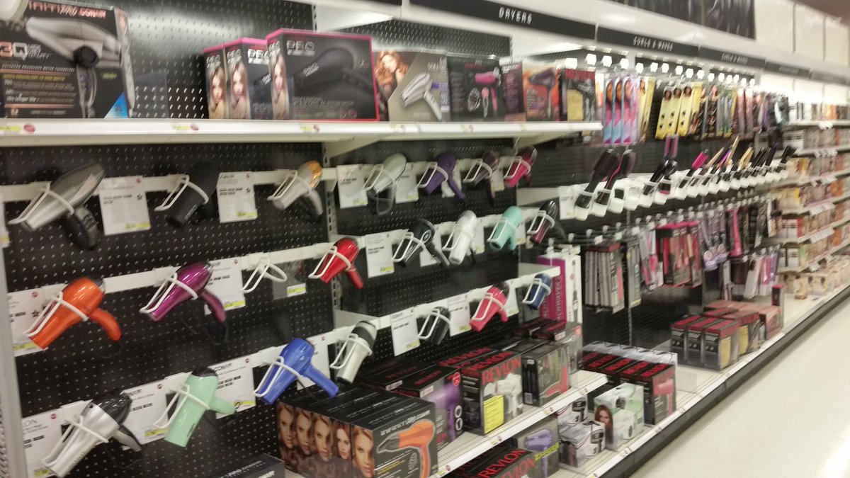 marmcconville's tweet photo. #T1804 loves  the new display holders for the beauty set. @cat10jill @Jagerto @IceIceBurgy https://t.co/lXXzEkj6Qy